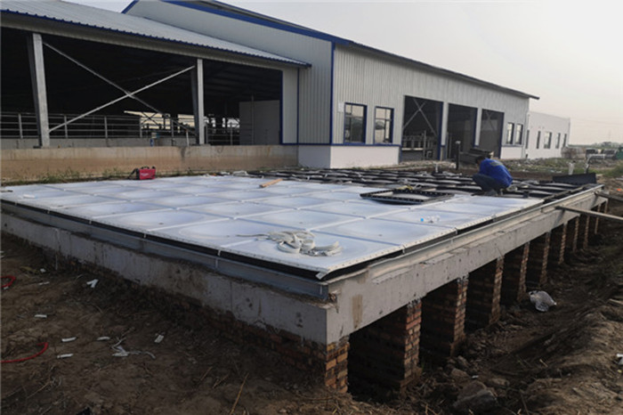 搪瓷鋼板水箱廠家專業(yè)化加工制作搪瓷水箱