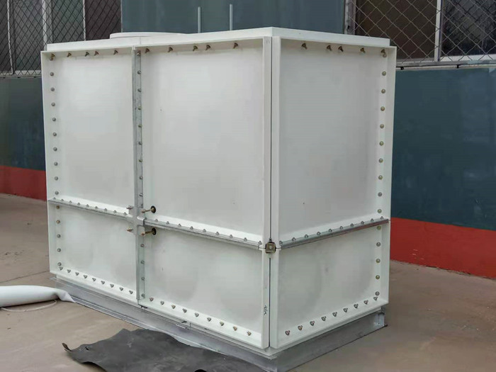 玻璃鋼水箱可以滿(mǎn)足客戶(hù)的哪些需求?