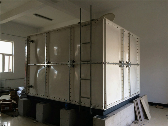 玻璃鋼水箱在調(diào)試時有哪些事項是要注意的?