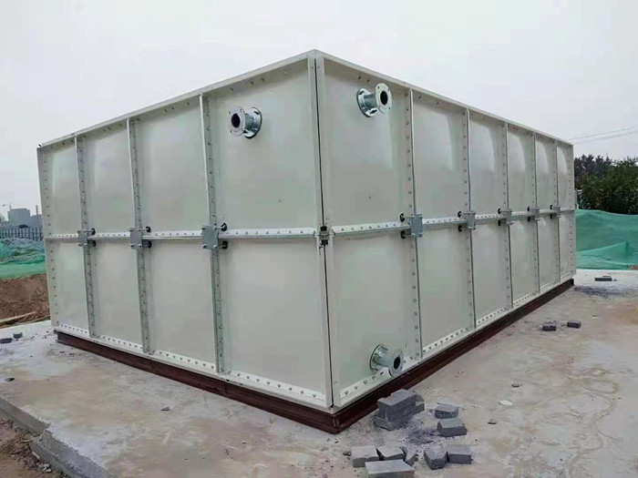 玻璃鋼水箱廠家介紹冬天玻璃鋼水箱是防凍的?