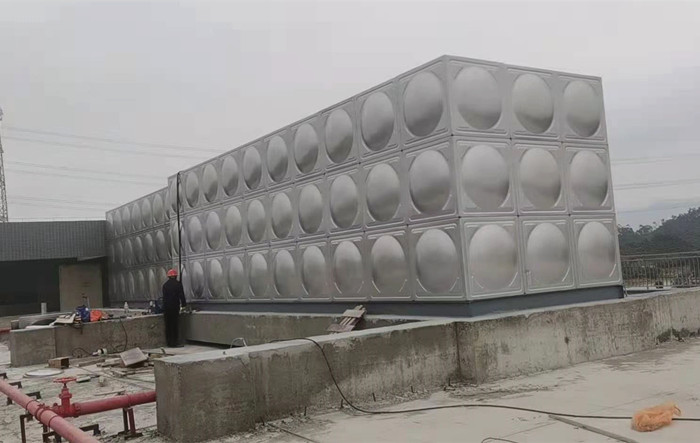 怎樣清理不銹鋼水箱的四角