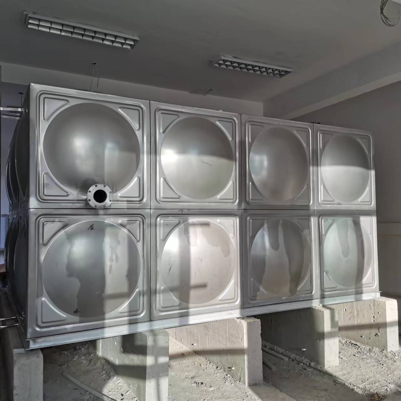 石家莊24立方不銹鋼水箱